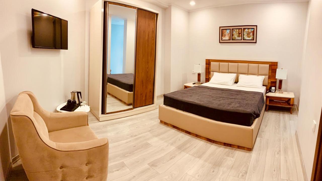Hotel Tsereteli Palace Batumi Eksteriør bilde
