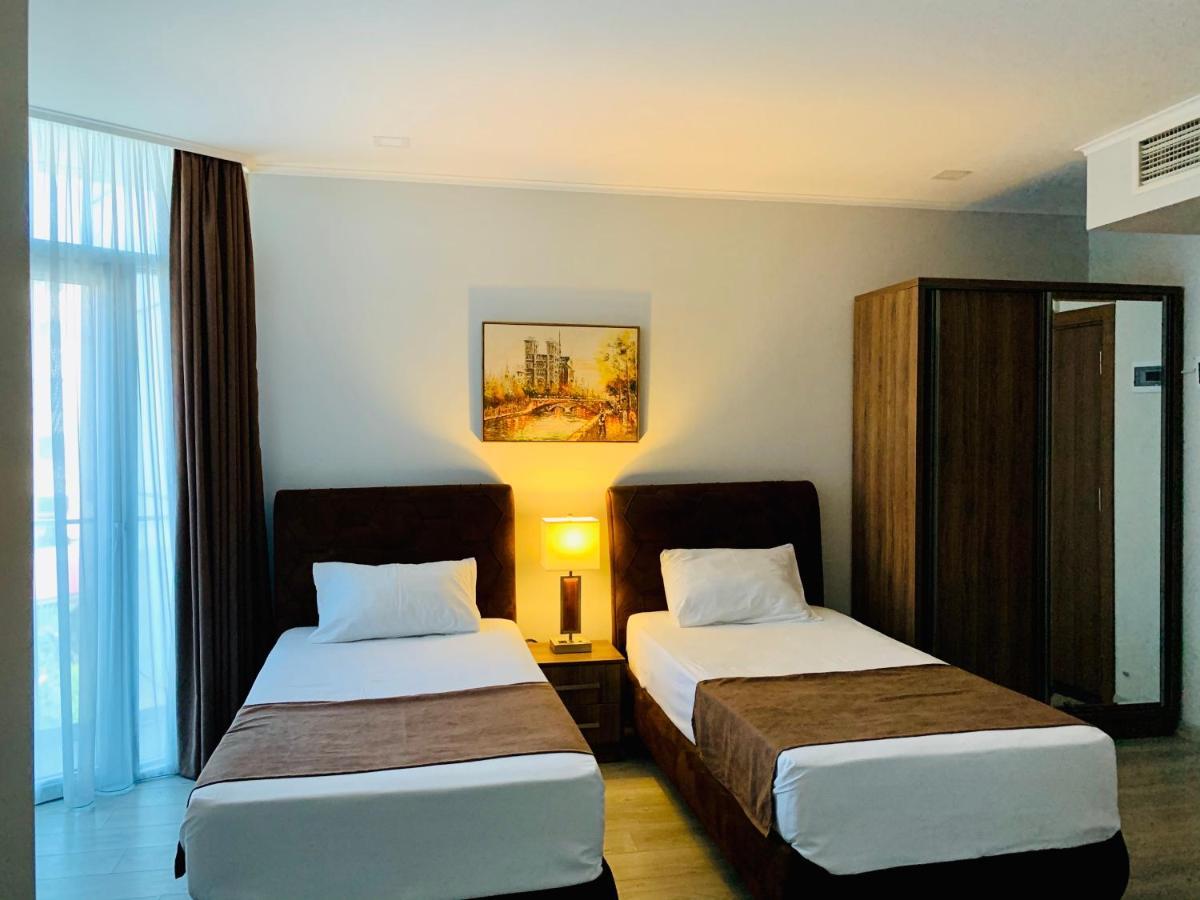 Hotel Tsereteli Palace Batumi Eksteriør bilde